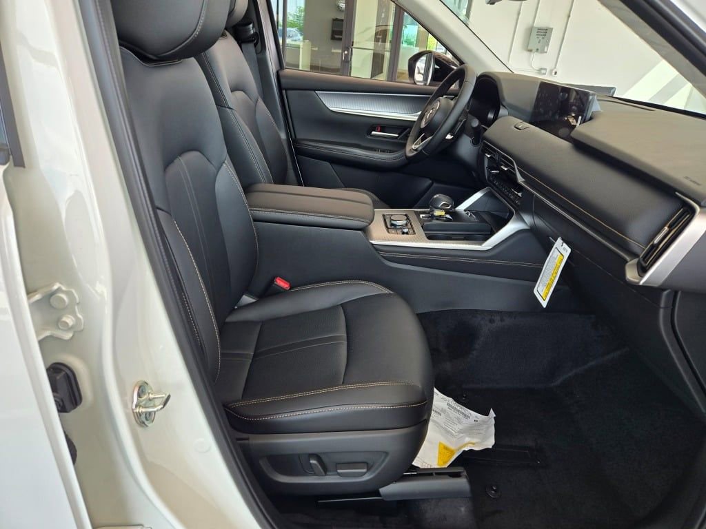 New 2025 MAZDA CX-70 3.3 Turbo w/ Premium Package image 3
