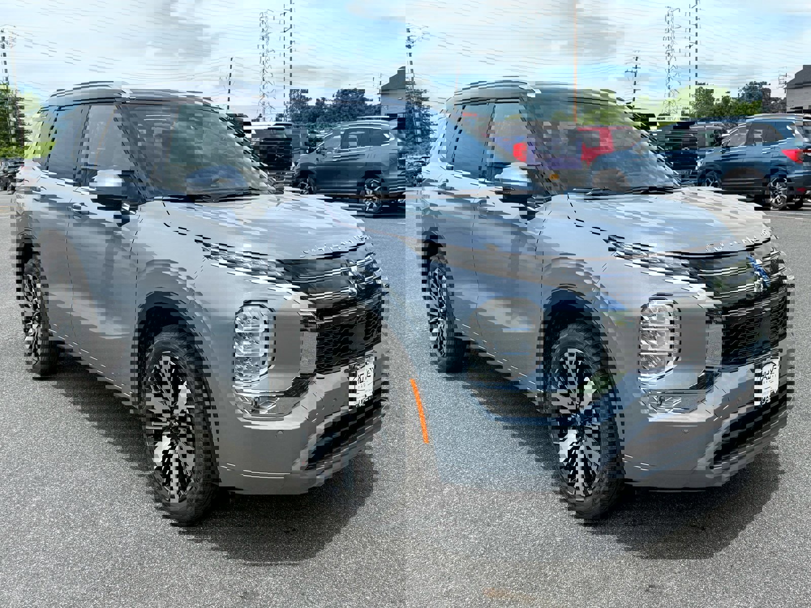 New 2025 Mitsubishi Outlander SEL image 1
