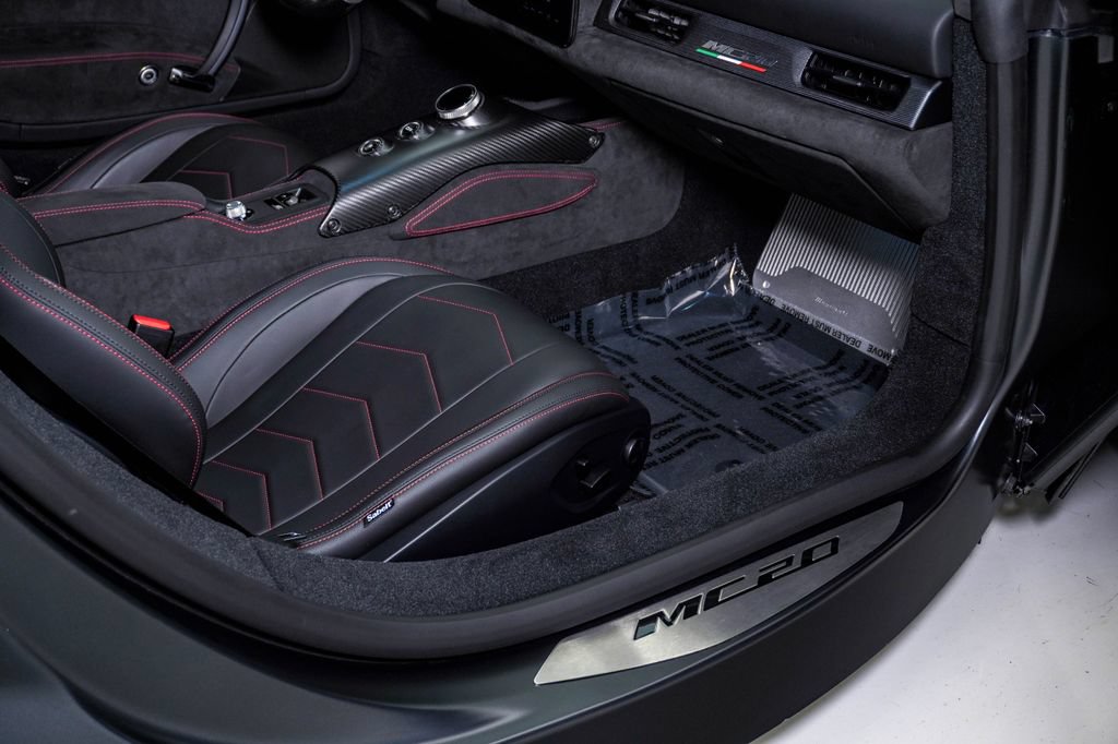 Certified 2023 Maserati MC20 Coupe RWD image 19