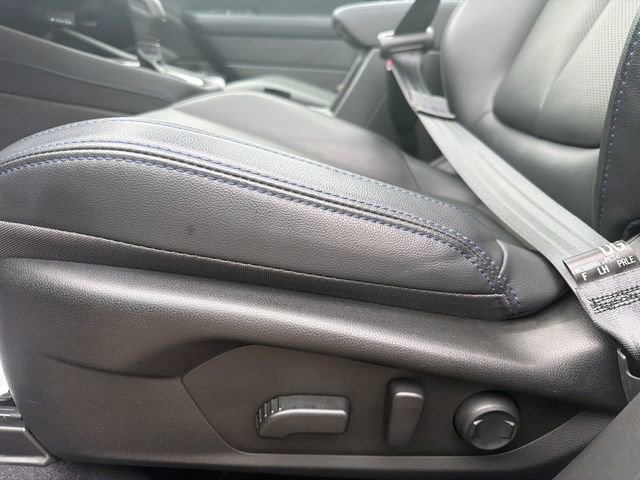 Used 2025 Subaru Forester Limited image 41