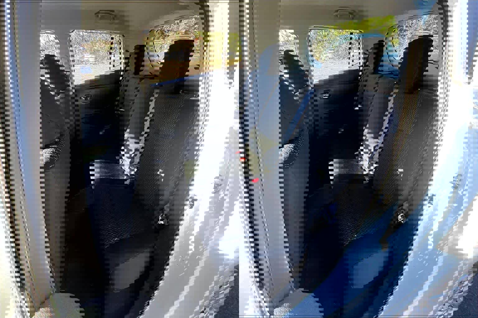 Used 2017 Nissan Leaf S w/ Charge Package image 18