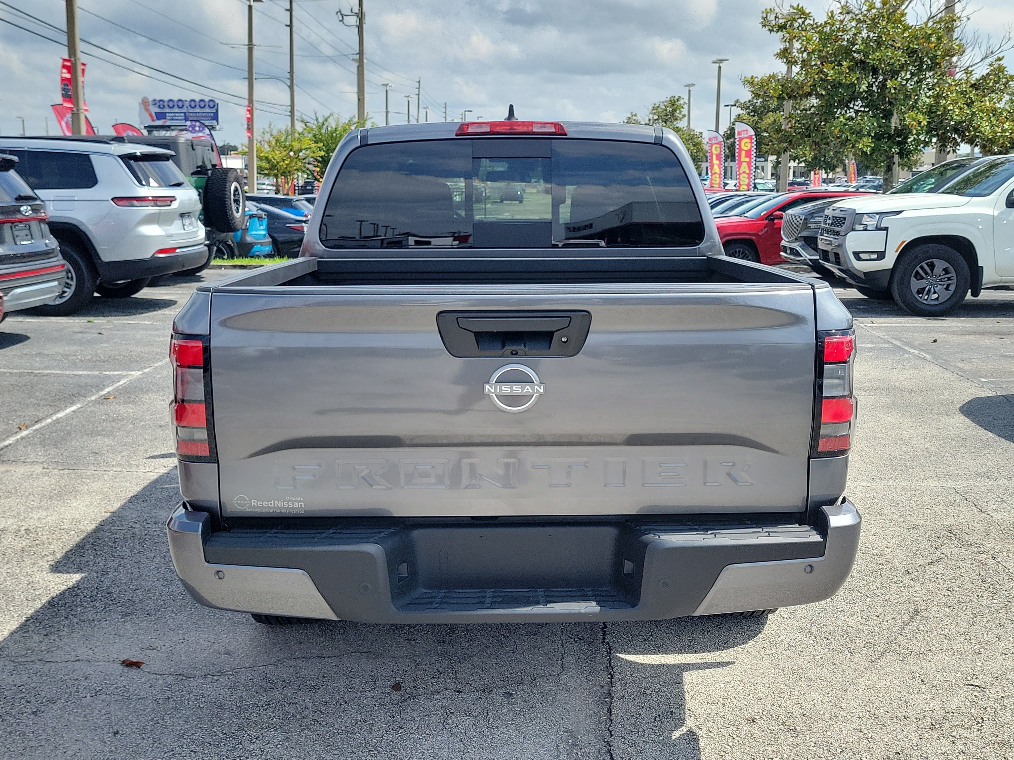 Certified 2025 Nissan Frontier SV RWD image 5
