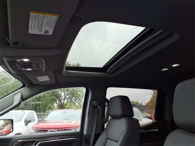 New 2026 Chevrolet Silverado 1500 LTZ w/ LTZ Premium Package image 8