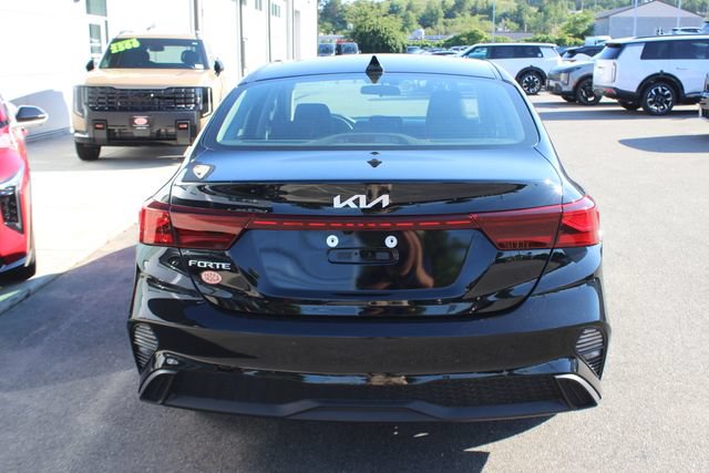 Used 2023 Kia Forte LXS FWD image 26