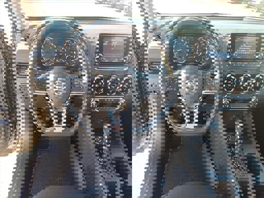 Certified 2023 Nissan Sentra S image 14