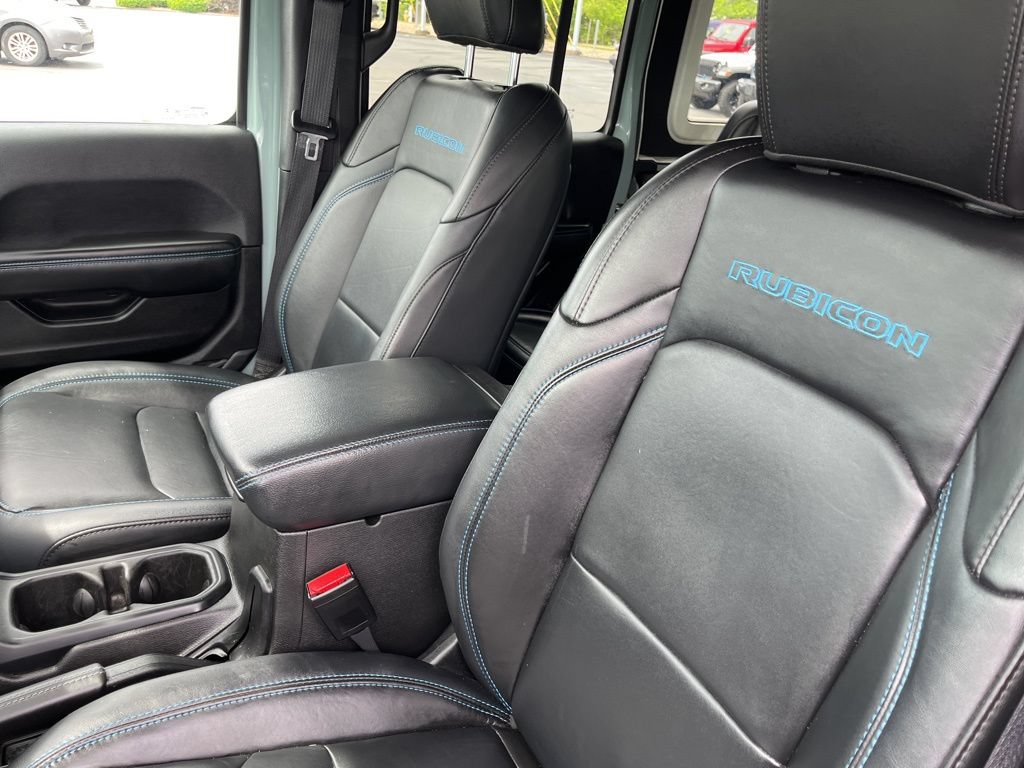 Used 2024 Jeep Wrangler Unlimited Rubicon 4xe AWD/4WD image 32