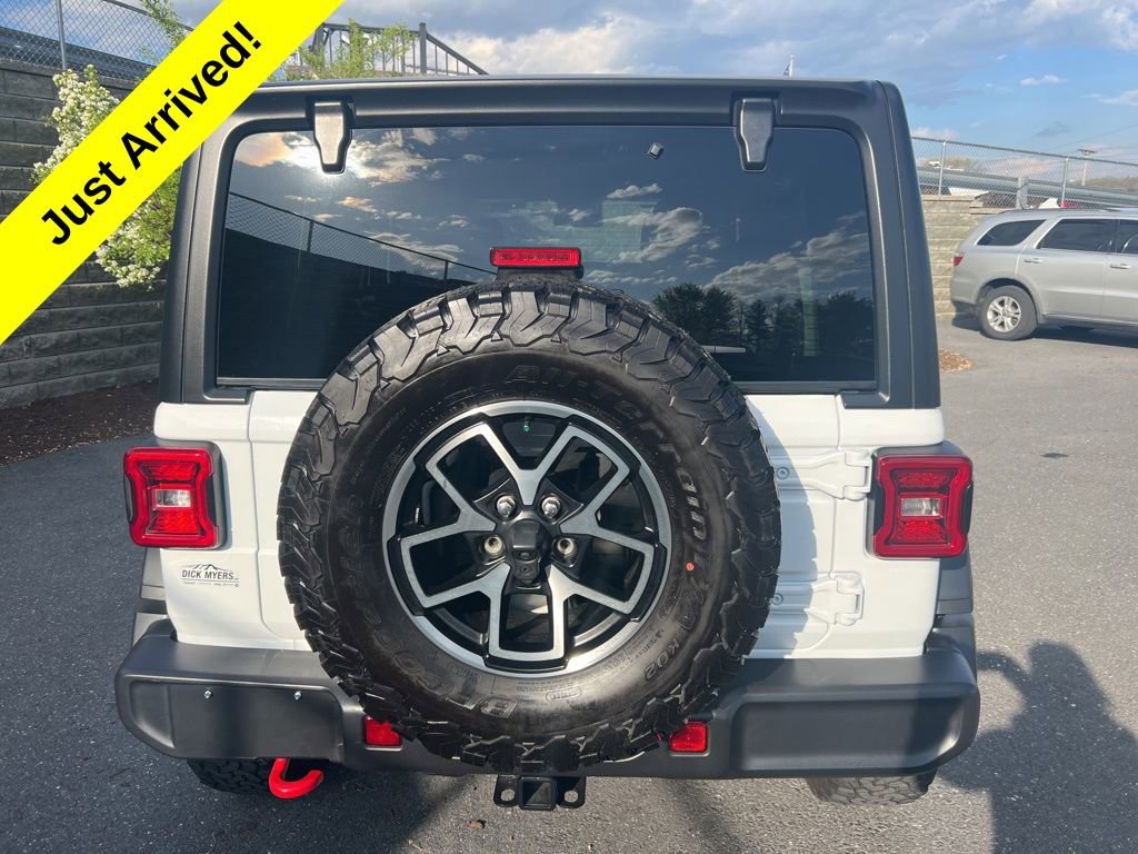 Used 2024 Jeep Wrangler Unlimited Rubicon image 10