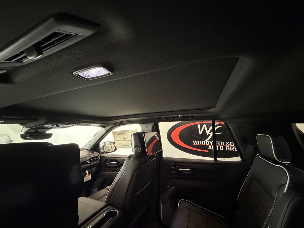 New 2026 GMC Yukon AT4 Ultimate w/ LPO, Floor Liner Package AWD/4WD image 9