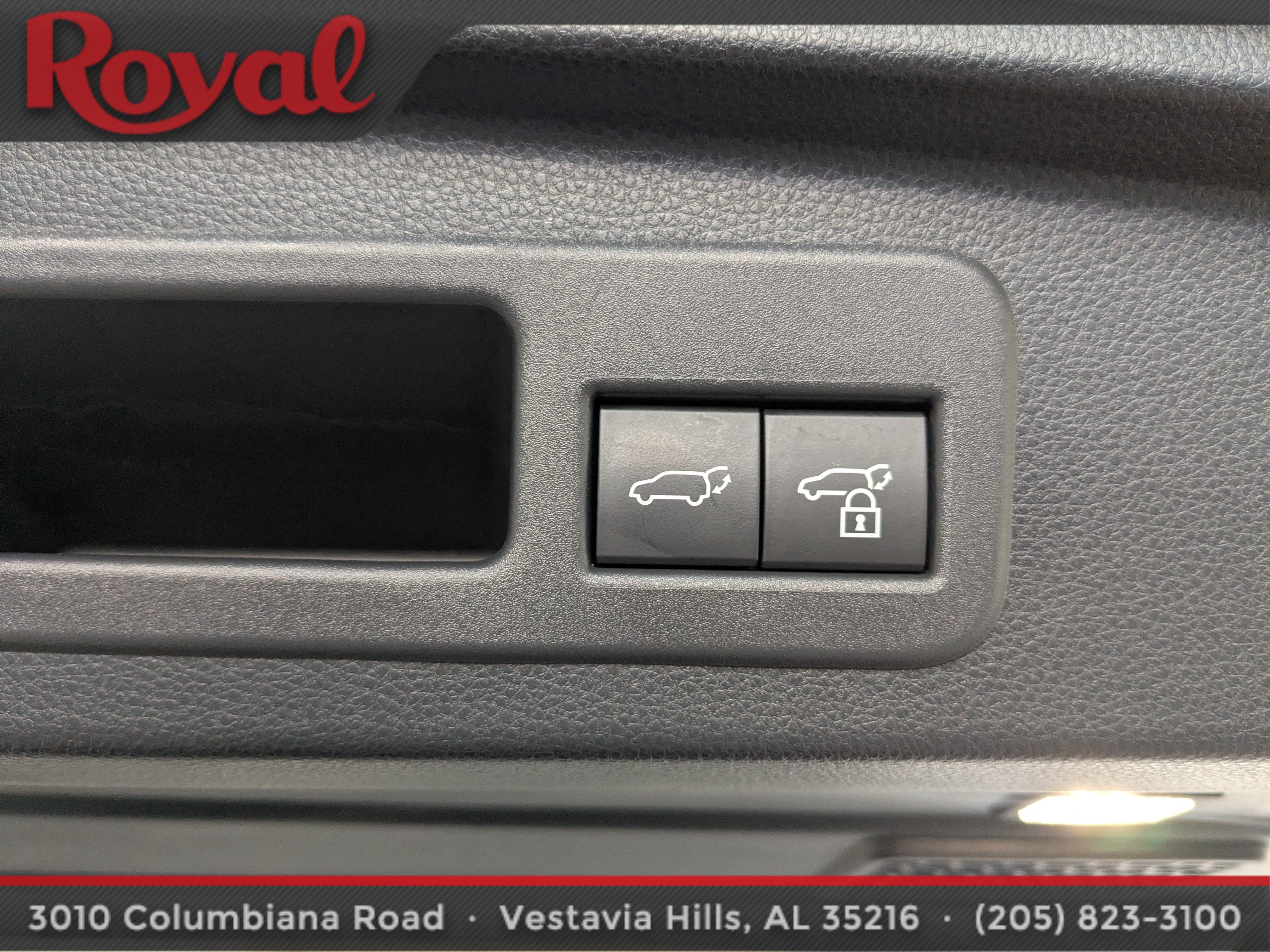 Used 2025 Toyota 4Runner Limited RWD image 13