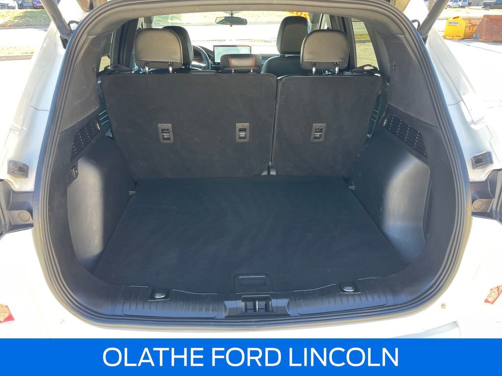 Used 2023 Ford Escape ST-Line w/ Tech Pack #1 image 31