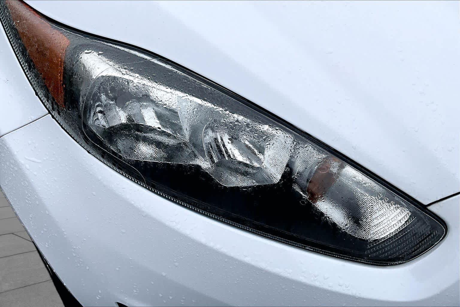 Used 2017 Ford Fiesta SE FWD image 28