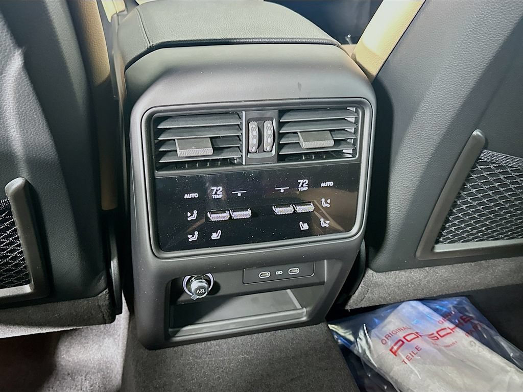 Certified 2026 Porsche Cayenne AWD/4WD image 26