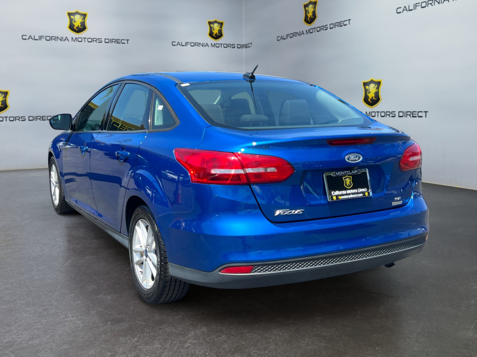Used 2018 Ford Focus SE FWD image 3