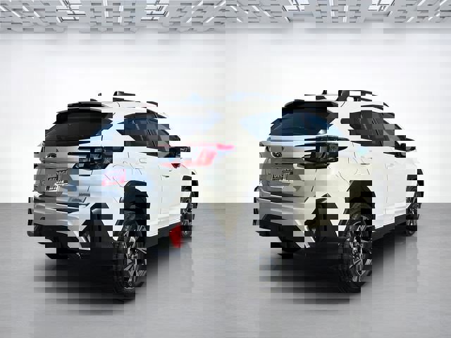 Used 2024 Subaru Crosstrek 2.0i Premium image 4