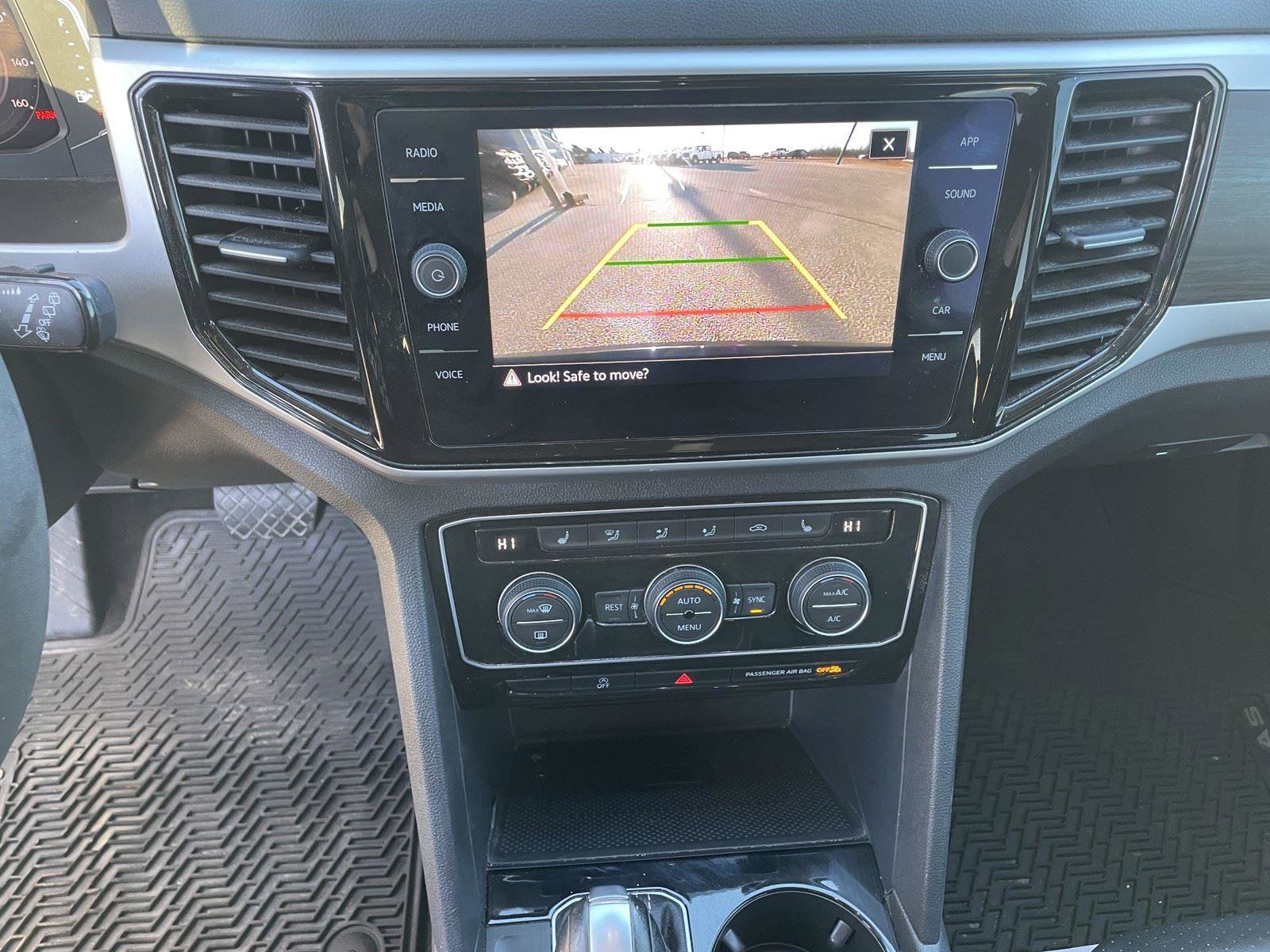 Used 2022 Volkswagen Atlas SE image 18