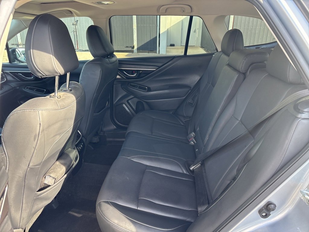 Used 2022 Subaru Outback Limited w/ Popular Package #2 image 12