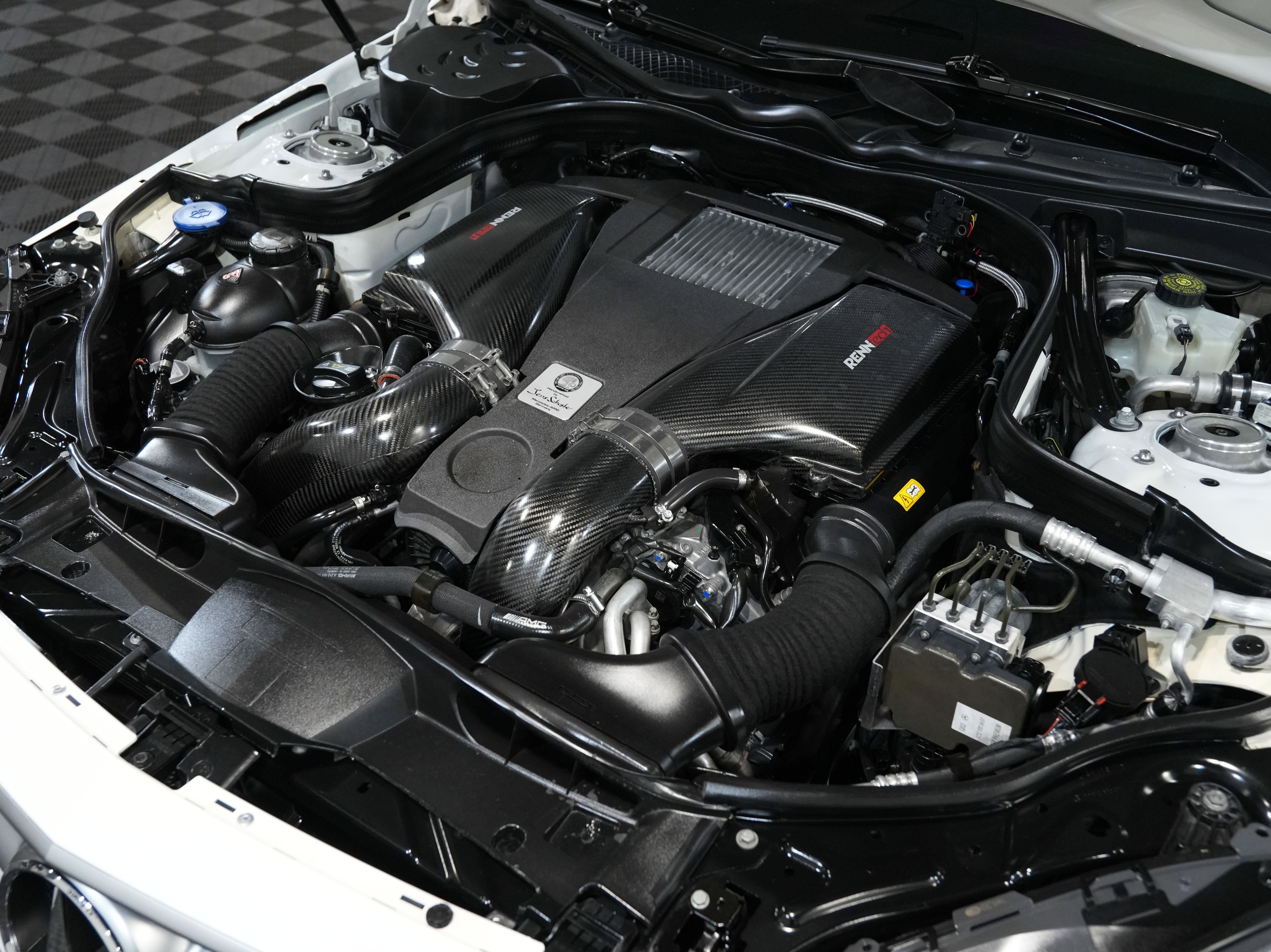 Used 2014 Mercedes-Benz E 63 AMG S-Model image 61