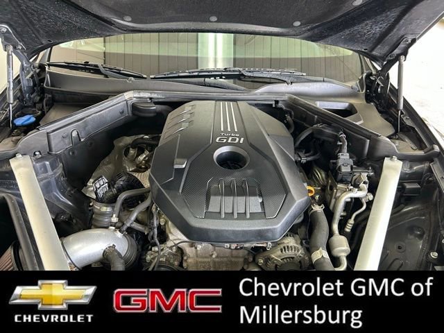 Used 2018 Kia Stinger AWD/4WD image 11