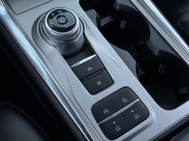 Used 2022 Ford Explorer Platinum w/ Equipment Group 601A RWD image 22