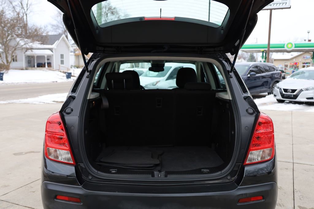 Used 2016 Chevrolet Trax LS image 24