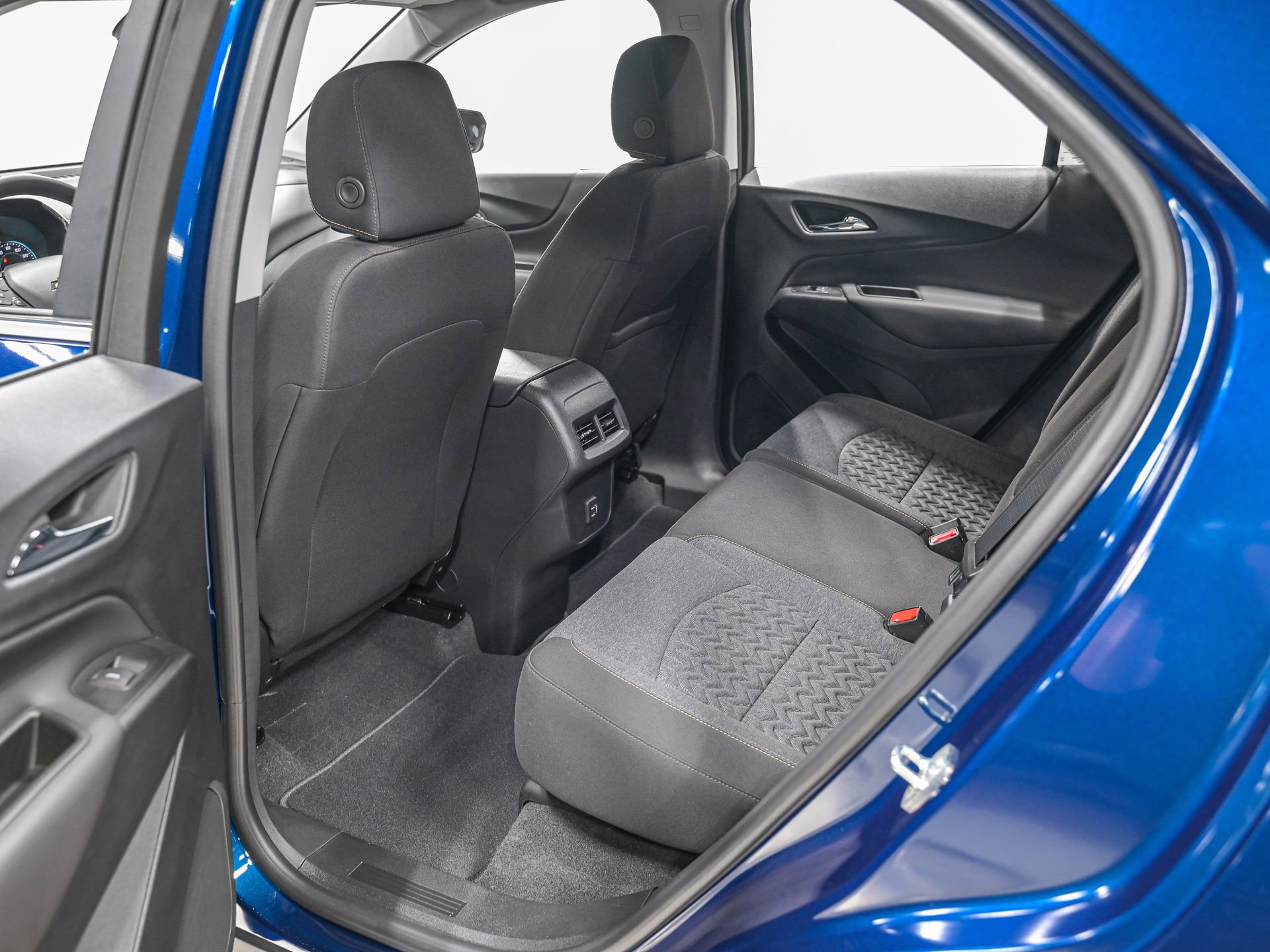 Used 2023 Chevrolet Equinox LT AWD/4WD image 26