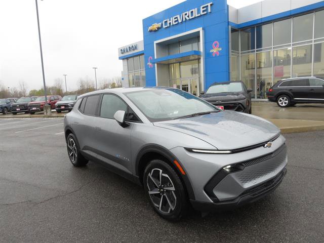New 2026 Chevrolet Equinox EV LT image 2