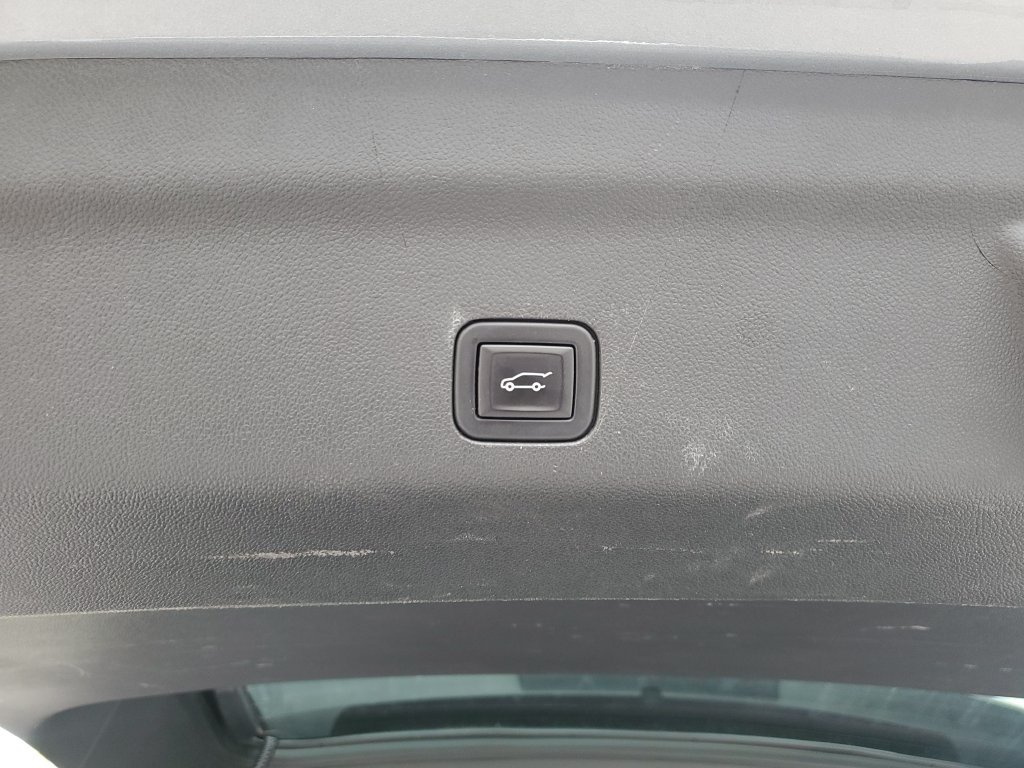 Used 2023 Chevrolet Tahoe High Country AWD/4WD image 8