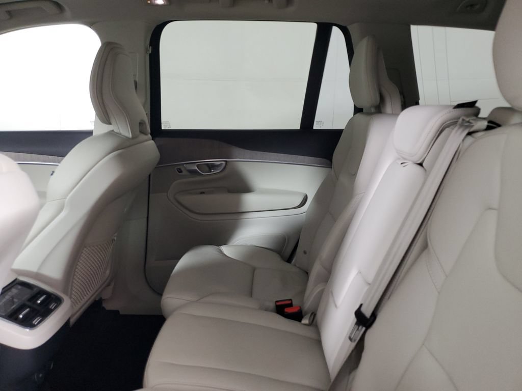 Certified 2023 Volvo XC90 B6 Core w/ Protection Package Premier AWD/4WD image 14
