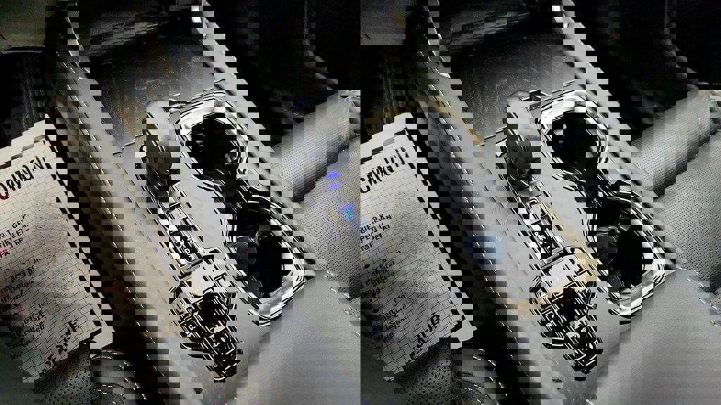 Used 2024 Lexus RX 450h AWD w/ Convenience Package image 16