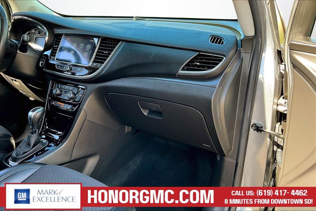 Used 2020 Buick Encore Preferred image 25