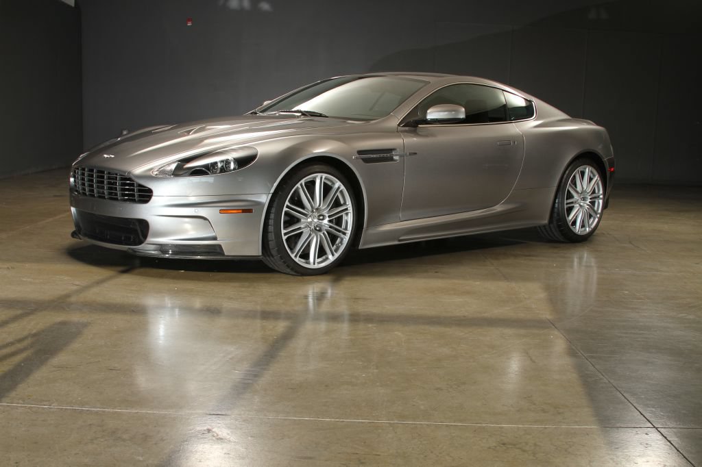 Used 2009 Aston Martin DBS Coupe RWD image 9