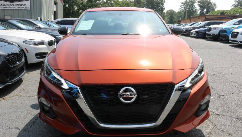 Used 2019 Nissan Altima 2.5 SR AWD/4WD image 2