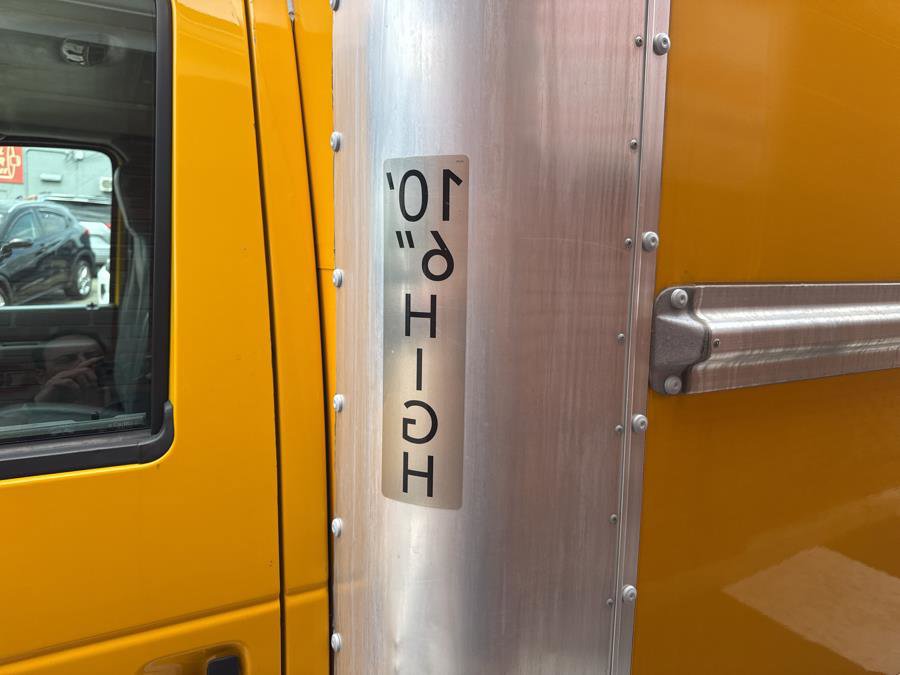 Used 2019 Ford E-350 and Econoline 350 Super Duty image 4