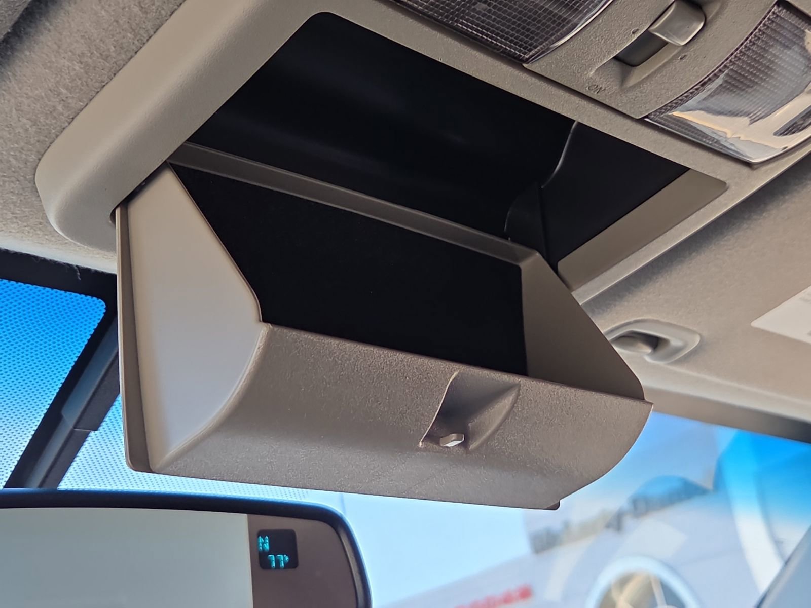 Used 2016 Nissan Frontier SV w/ SV Value Truck Package image 20