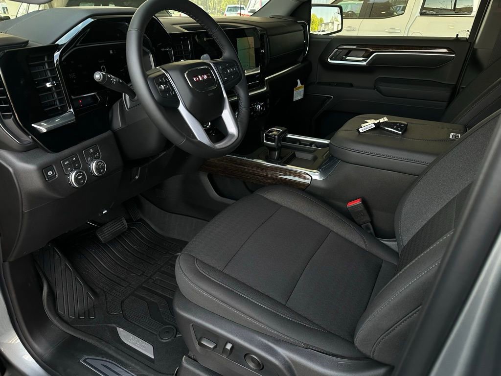 New 2026 GMC Sierra 1500 Elevation image 9