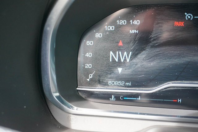 Used 2024 GMC Yukon SLT image 29