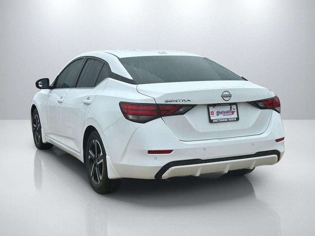 Used 2025 Nissan Sentra SV FWD image 7