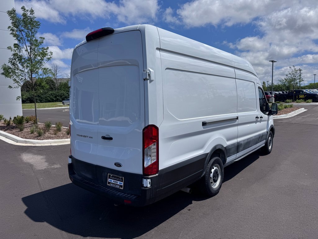 Certified 2022 Ford Transit 250 148 High Roof Extended image 5