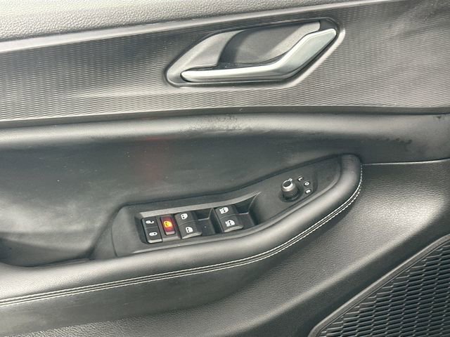 Used 2023 Jeep Grand Cherokee Altitude AWD/4WD image 25