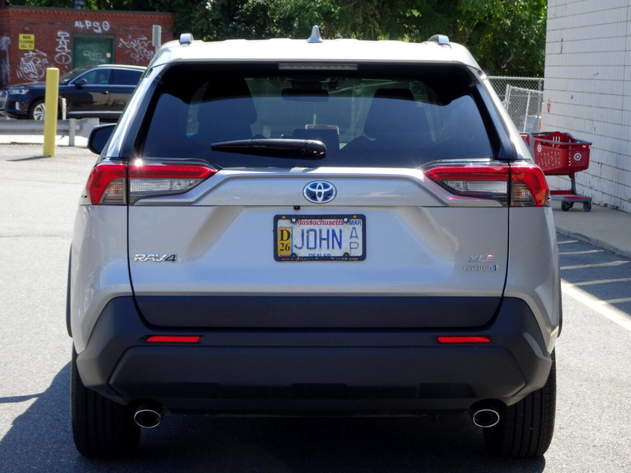 Used 2023 Toyota RAV4 XLE image 6