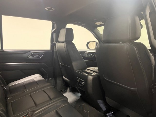 Used 2023 Chevrolet Suburban LT image 14