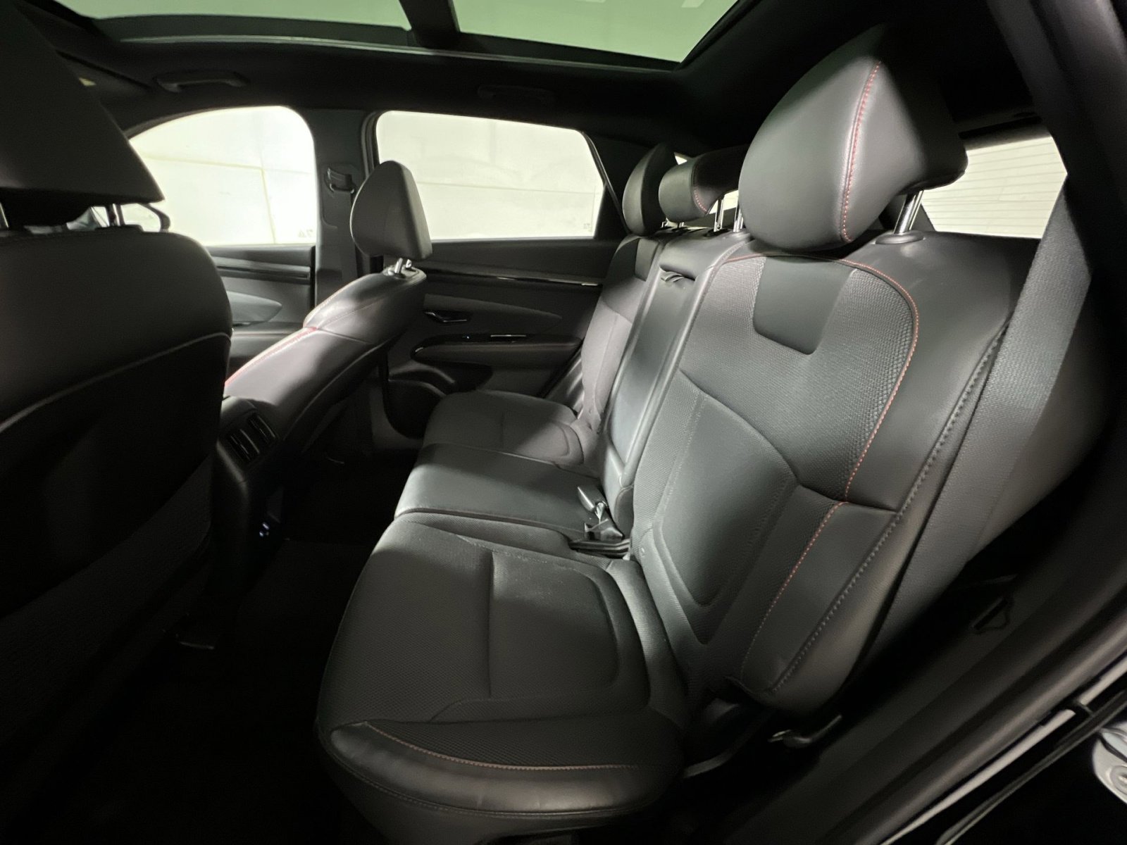 Used 2023 Hyundai Tucson N Line w/ Cargo Package image 25