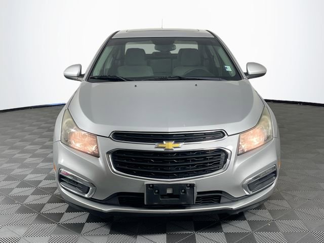 Used 2015 Chevrolet Cruze LT w/ Sun And Sound Package FWD image 3