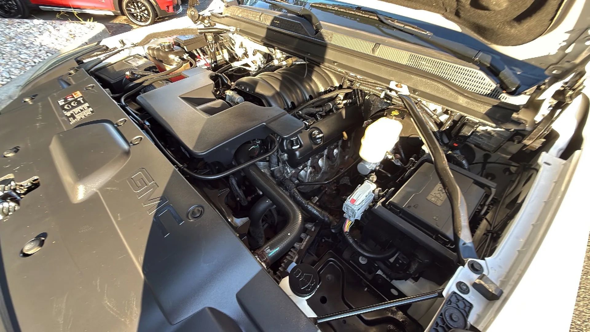 Used 2016 GMC Yukon Denali w/ Open Road Package image 34