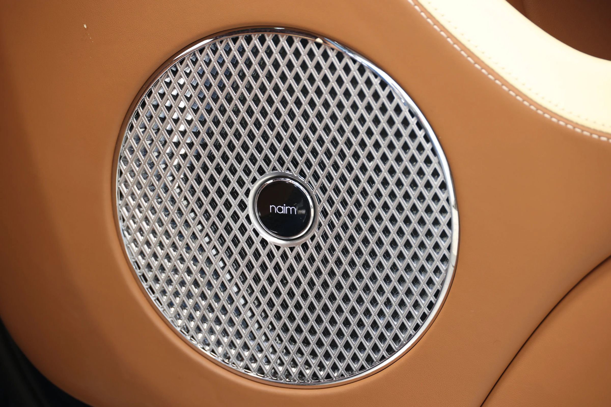Used 2023 Bentley Bentayga Speed image 94