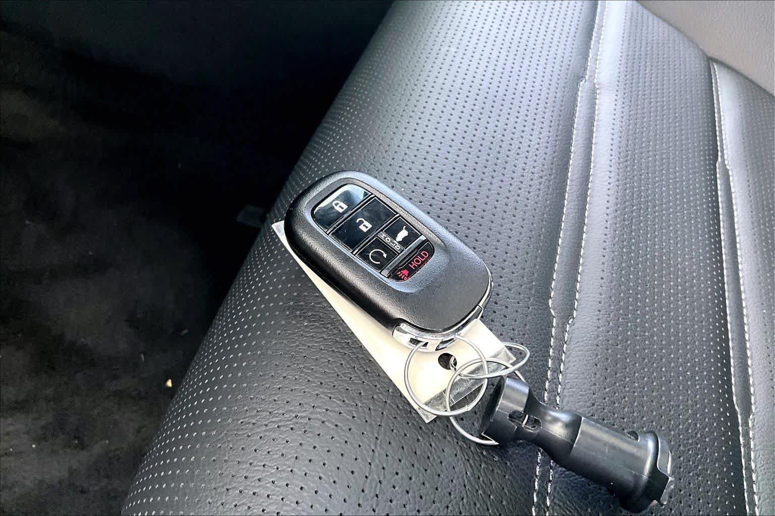 Used 2025 Honda CR-V EX-L image 15