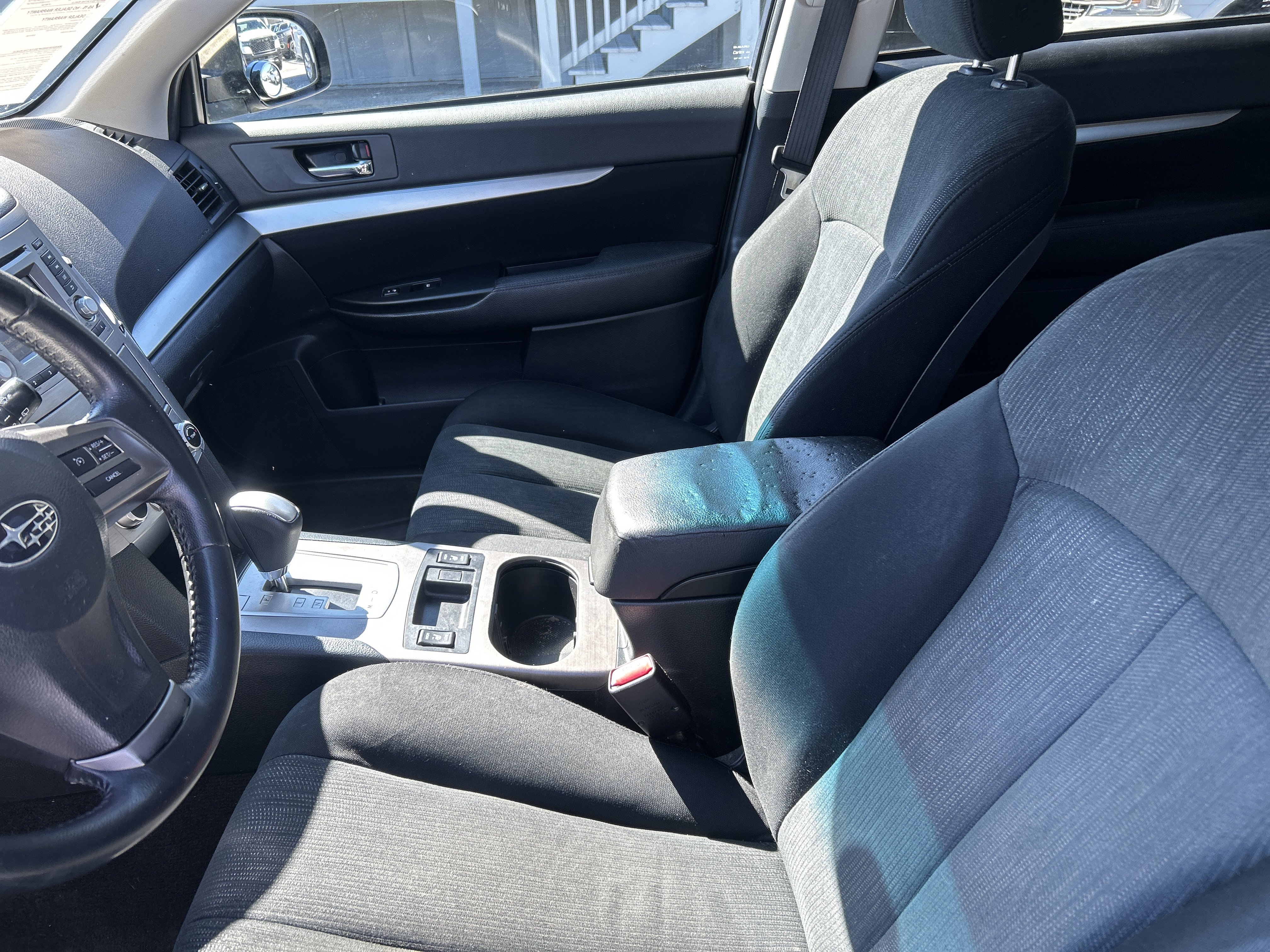 Used 2014 Subaru Outback 2.5i Premium w/ Accessory Value Package (OYS) image 23