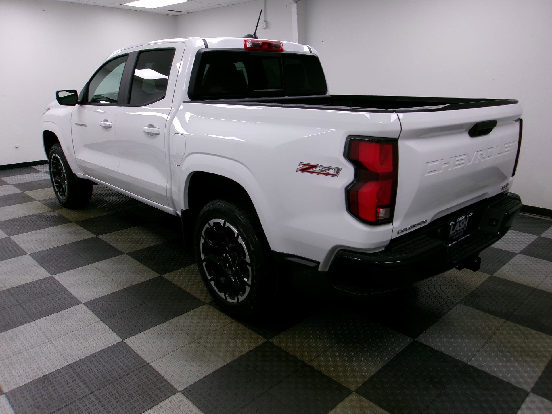 New 2026 Chevrolet Colorado Z71 w/ Z71 Convenience Package 2 image 2