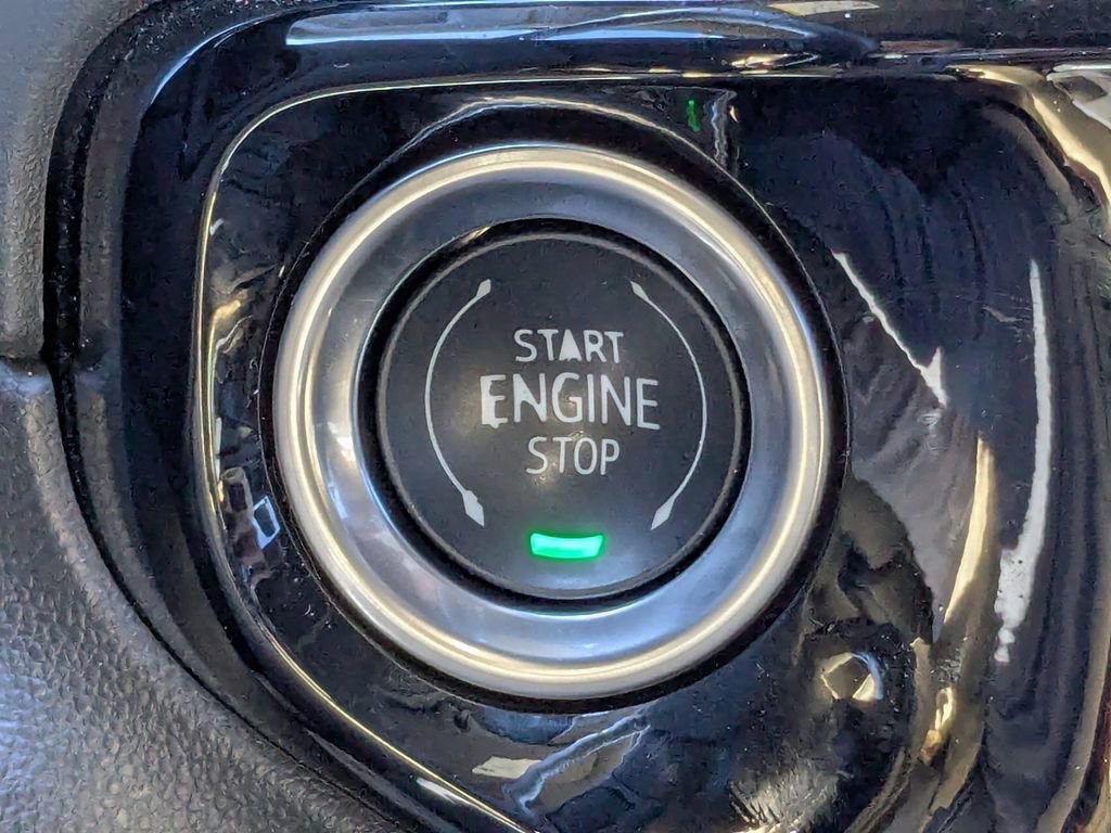 Used 2025 Chevrolet Silverado 1500 LT image 30