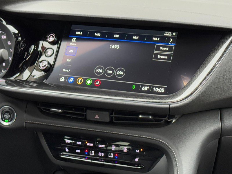 Used 2023 Buick Envision Essence image 13